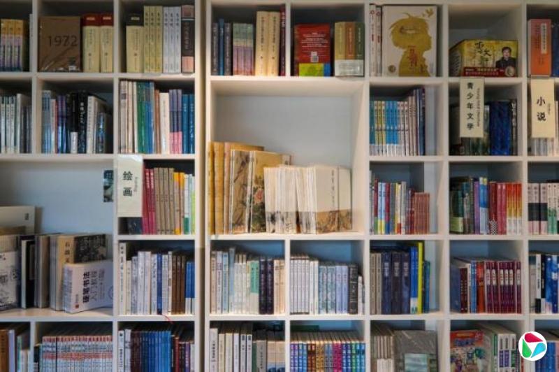 陈志锐:不如读书——AI时代阅读的多种可能