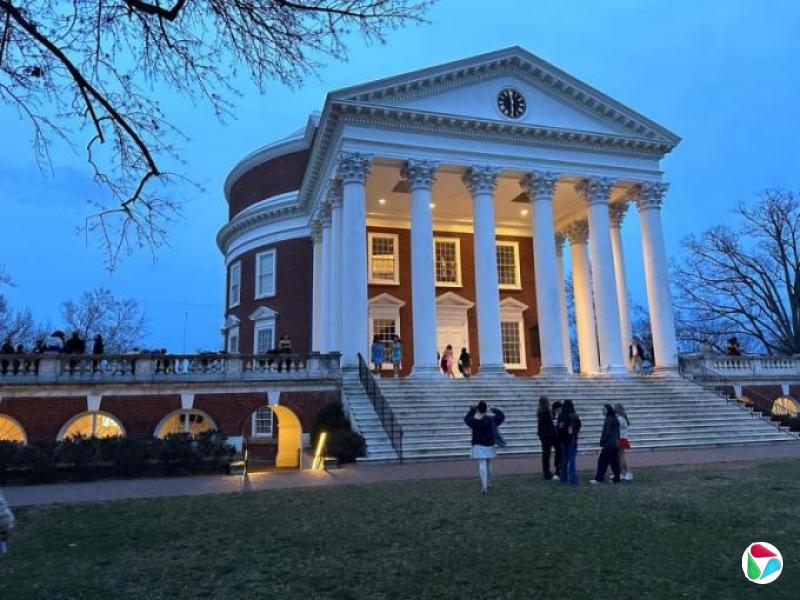 不堪特朗普政府施压 美弗吉尼亚大学校长辞职