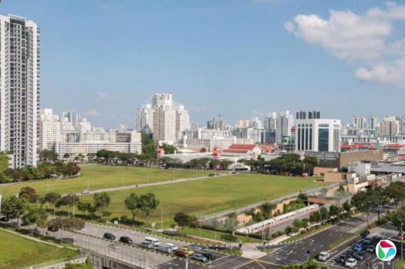 谭德婷:超级变变变的新加坡