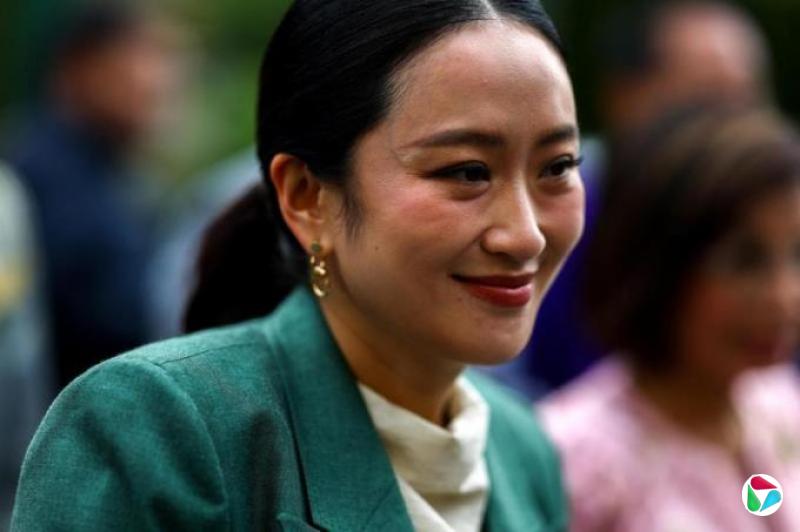 泰国宪法法院决定暂停佩通坦行使首相职权