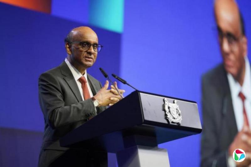 吴俊刚:从百衲被到峇迪布