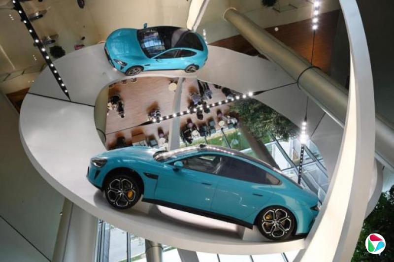 陈国祥:中国经济走不出内卷困境