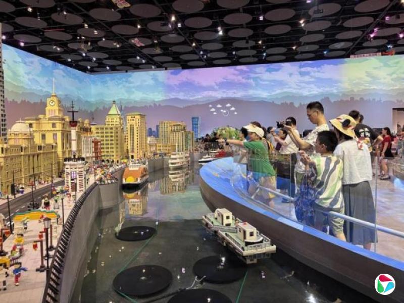 上海乐高乐园正式开园 助力拉动假期消费