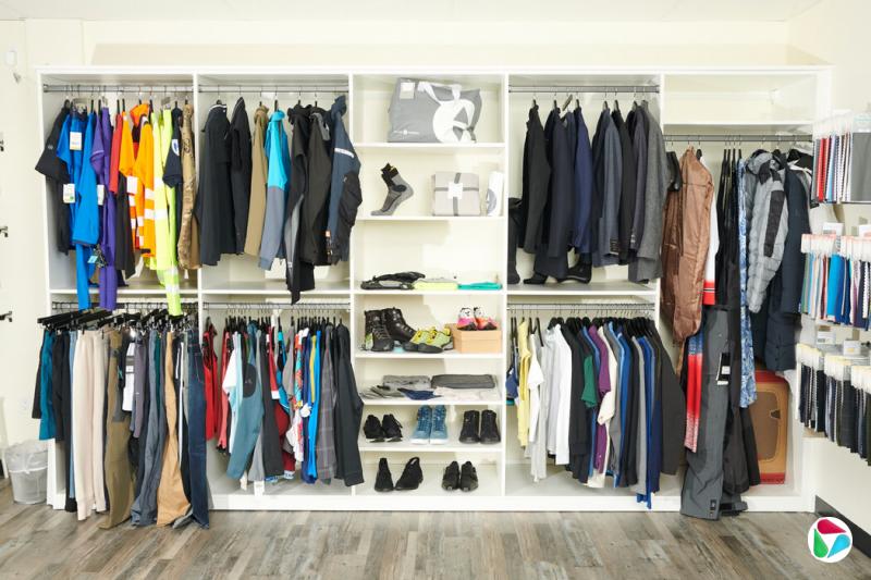 Cocona Labs生产制造面料的化合物,销售给服装制造商。该公司正考虑将部分生产业务转移到中国,这恰恰与特朗普总统希望其关税政策所能达成的目标背道而驰。