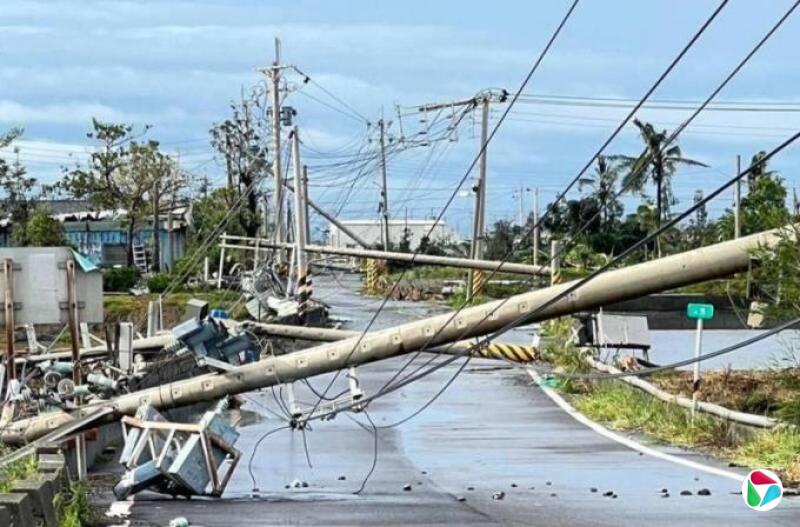 台风丹娜丝在台造成两死334伤