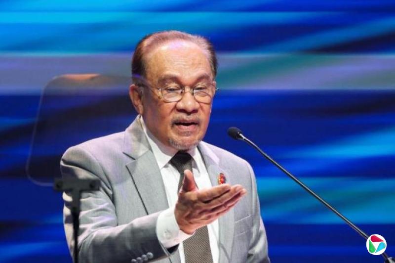 胡逸山:安华撇开争议再度出访