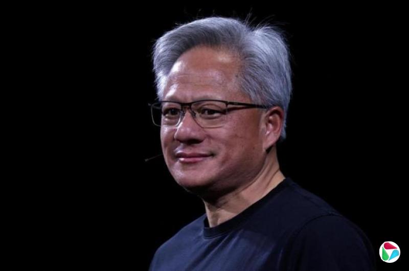 黄仁勋:中国军方不太可能用英伟达AI晶片