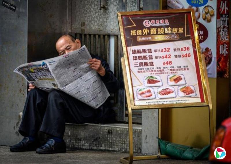 调整价格,是食店最直接吸引客人的手法。