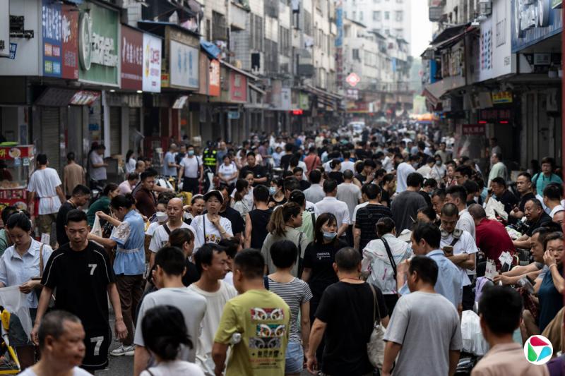 中国国家统计局周二表示,今年4月至6月中国经济环比增长1.1%。如果这一增速持续,全年经济将以约4.1%的年化率增长。