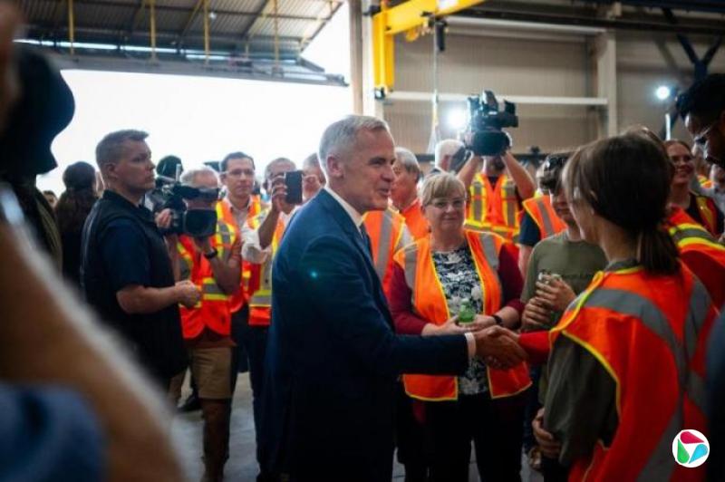 特朗普:将通知150多国 统一征收10%或15%关税