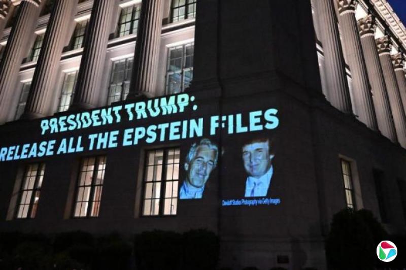 特朗普起诉默多克和新闻集团  索赔百亿美元