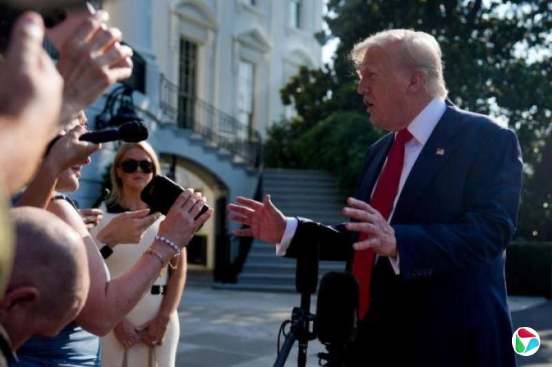 特朗普首表态 希望延长美俄核武条约