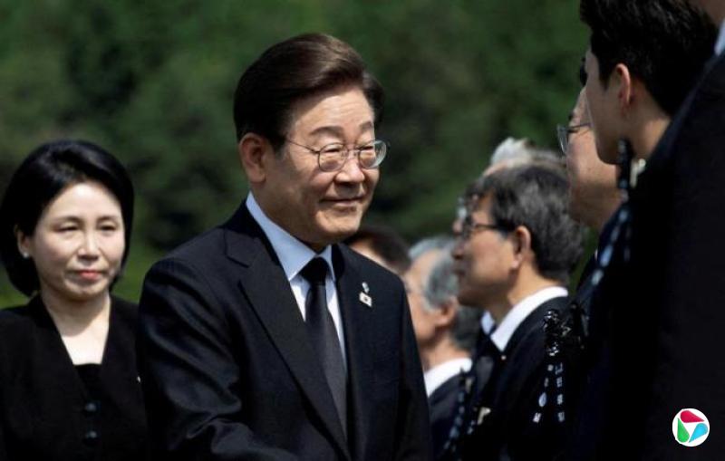 韩国回应金与正谈话:将继续努力实现半岛和平