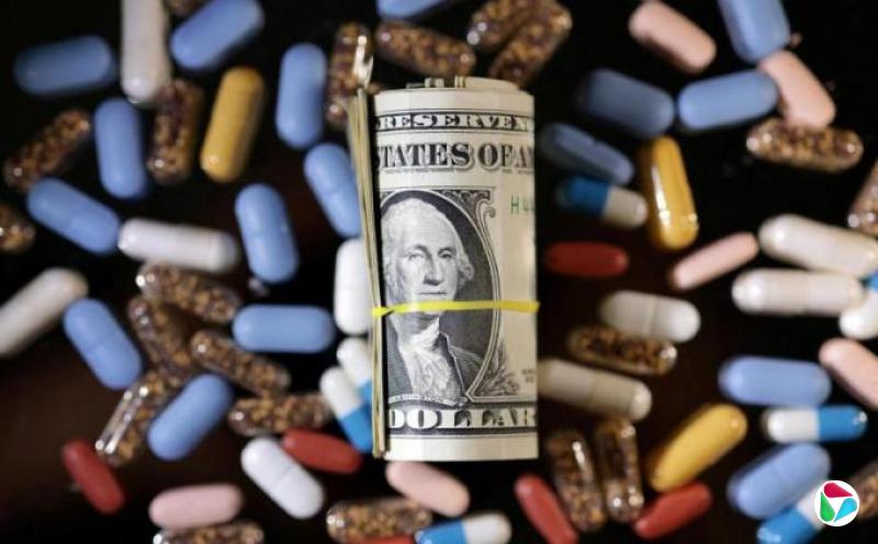 特朗普施压17药企总裁降低美国药价