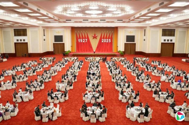 多名中国将领集体缺席建军98周年招待会