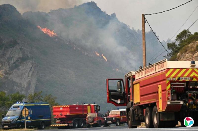 法国山火蔓延 酿一死13伤三人失踪