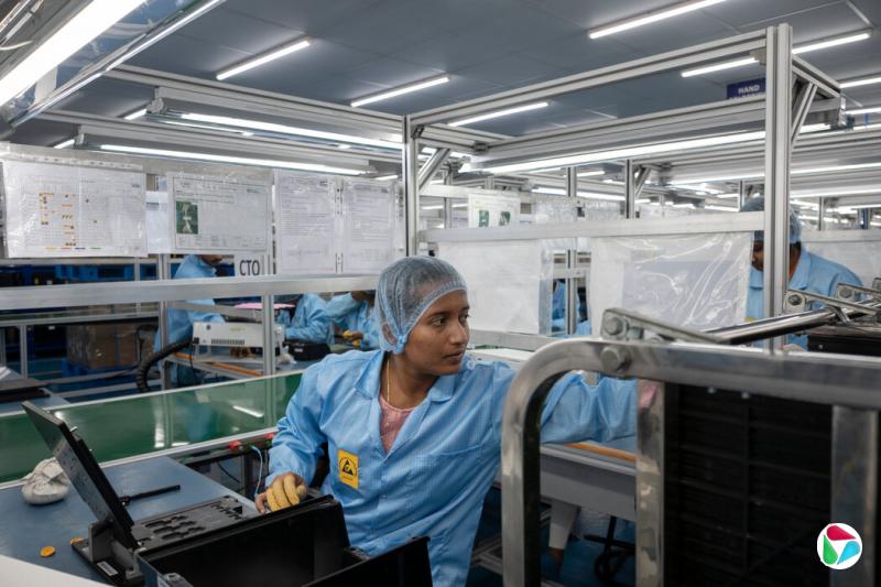 跨国公司曾寄望于印度的未来增长,因为印度拥有年轻的人口结构和强大的政治稳定性。