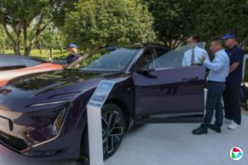 中国新央企长安汽车董事长拜访任正非