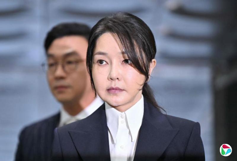 韩法院审理前第一夫人逮捕请求 最快8月12日晚公布结果