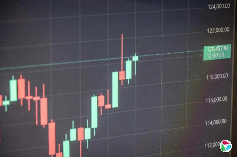 比特币再创新高 达12万4000美元