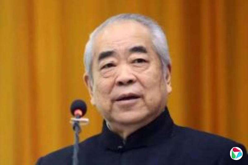 港媒:范曾正闭门写书