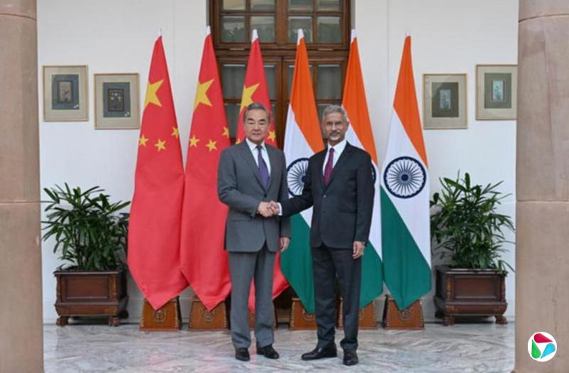 王毅:中印应视对方为伙伴和机遇 而非对手或威胁