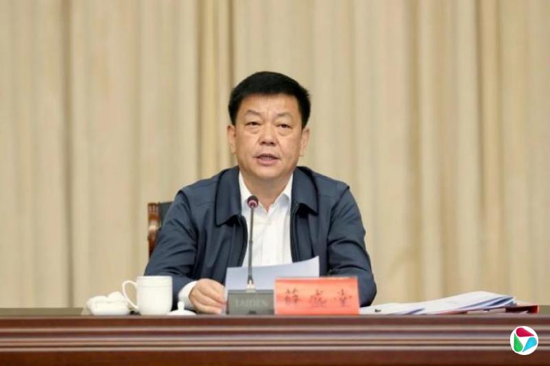 市政府秘书长被查12天后,市委秘书长落马