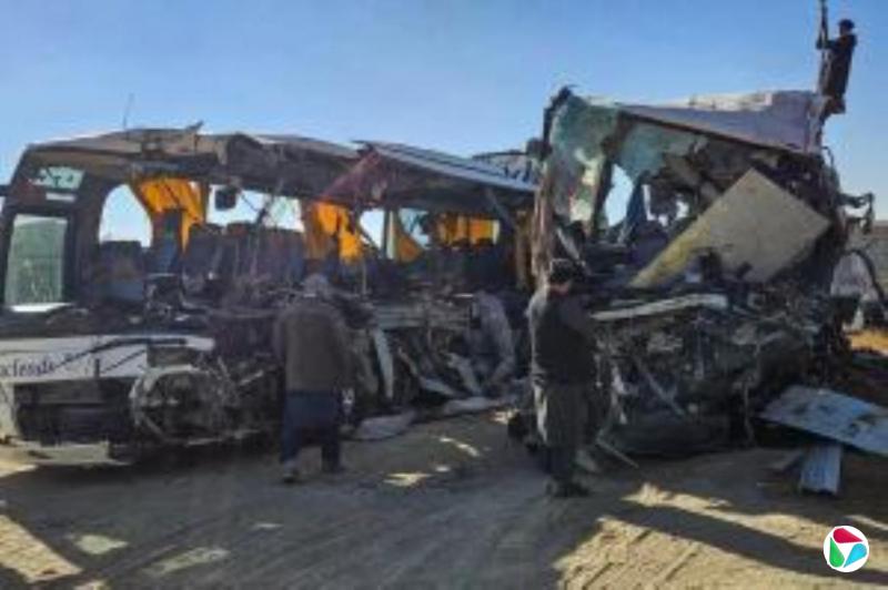 阿富汗西部一巴士与卡车电单车相撞 死者升至76人