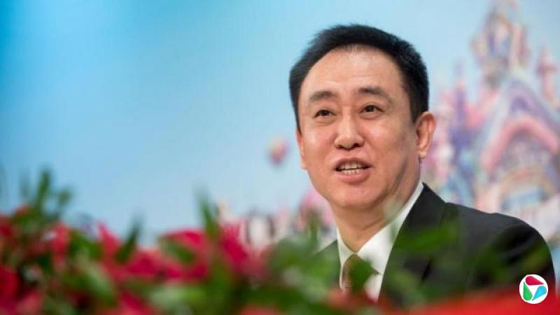 中国恒大集团董事长许家印于2019年3月26日(星期二)在中国香港举行的新闻发布会上发言