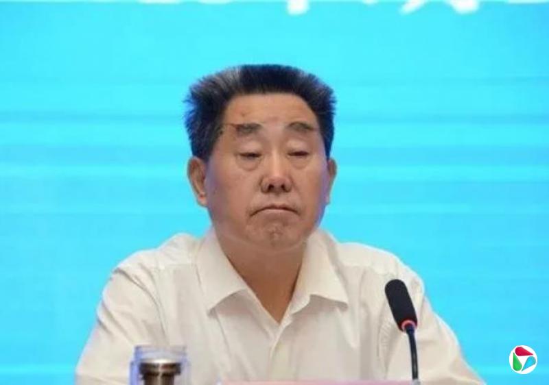 刘满仓,非法收受他人财物,数额特别巨大