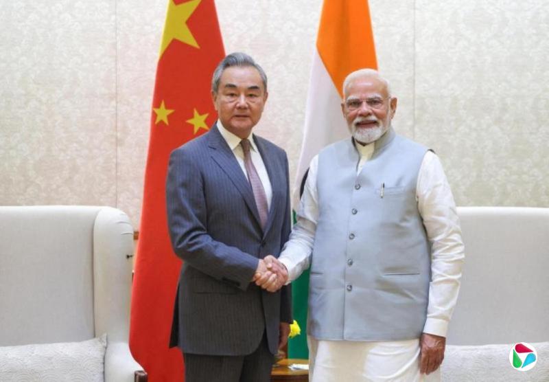 中国强调中印关系改善符合两国利益