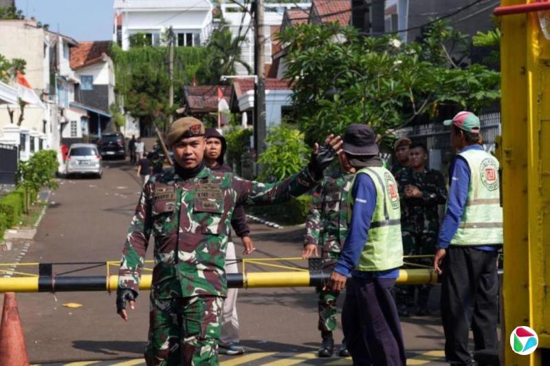 印尼示威活动持续 财长与议员住所物品被掠