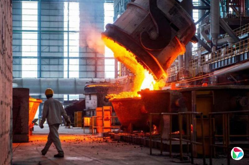 中国制造业活动连续五个月萎缩 学者预期官方年内加大投资经济“保五”