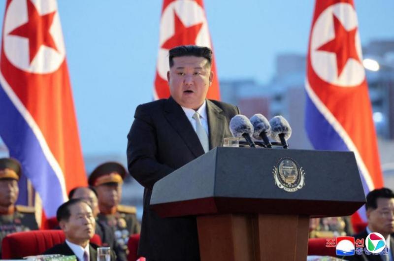 韩媒:金正恩已乘专列动身访华