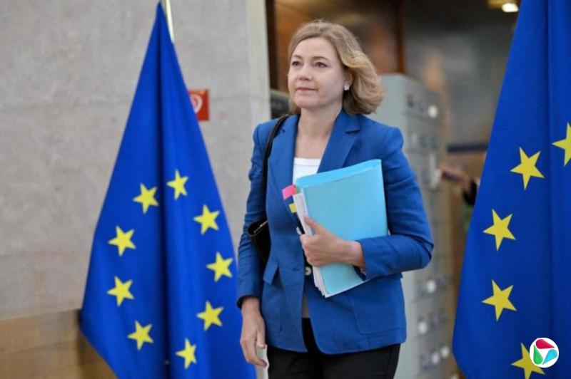 回应美方施压 欧盟称将继续执行数码法