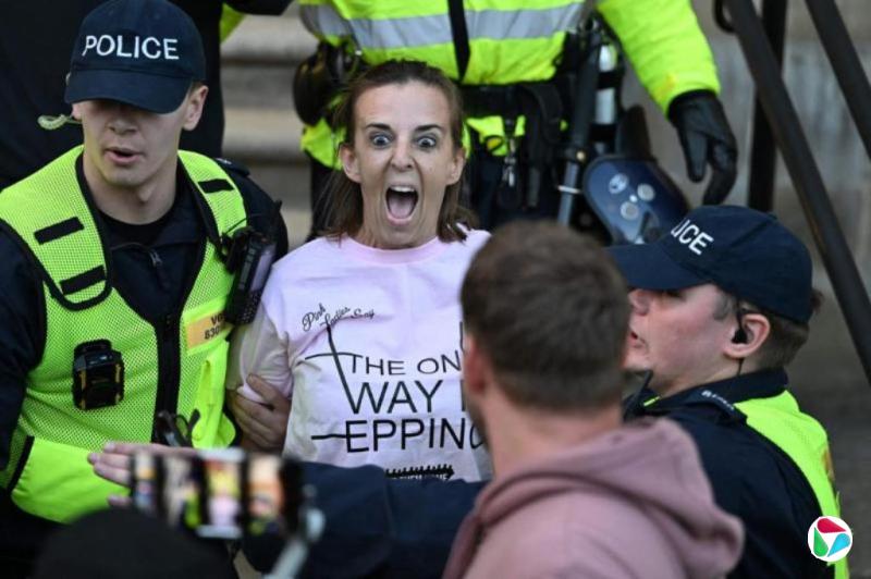 民调:英法德极右翼政党支持率首次领先