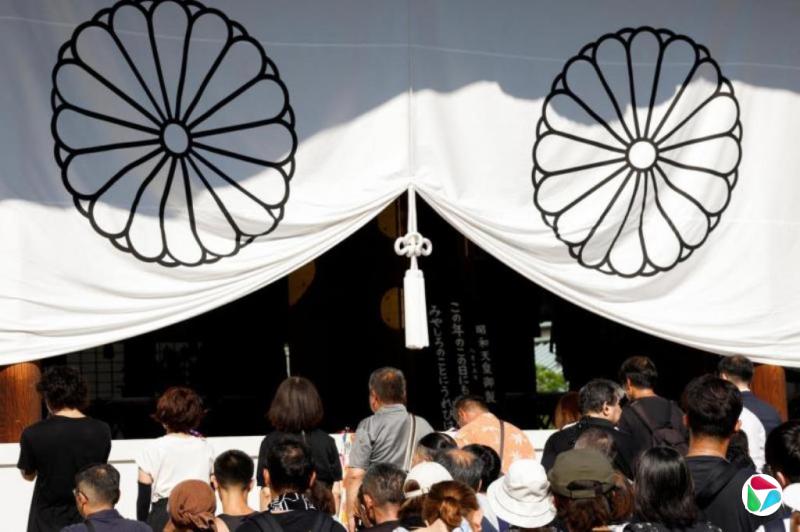 前首相鸠山访华阅兵 受日本国内压力