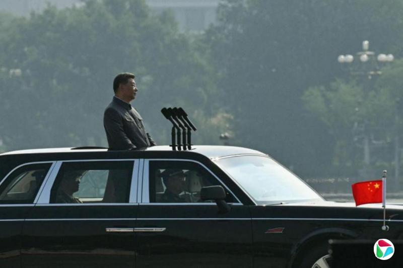 习近平阅兵 官兵高呼“正义必胜和平必胜”