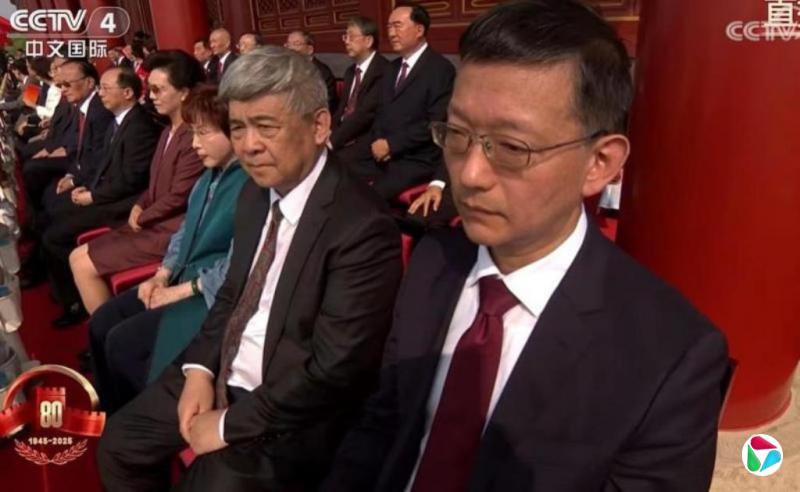 洪秀柱现身天安门城楼