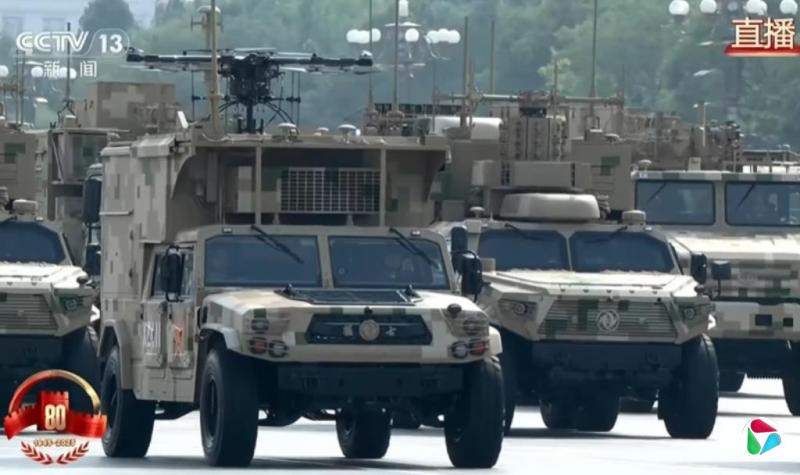 军事航天网络空间信息支援三兵种首次亮相天安门广场