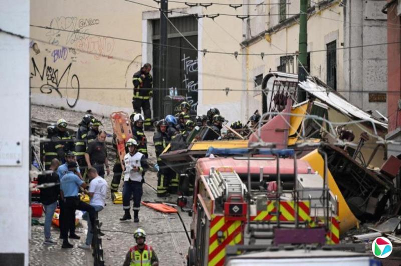 葡萄牙里斯本著名景点缆车事故 造成15死18伤