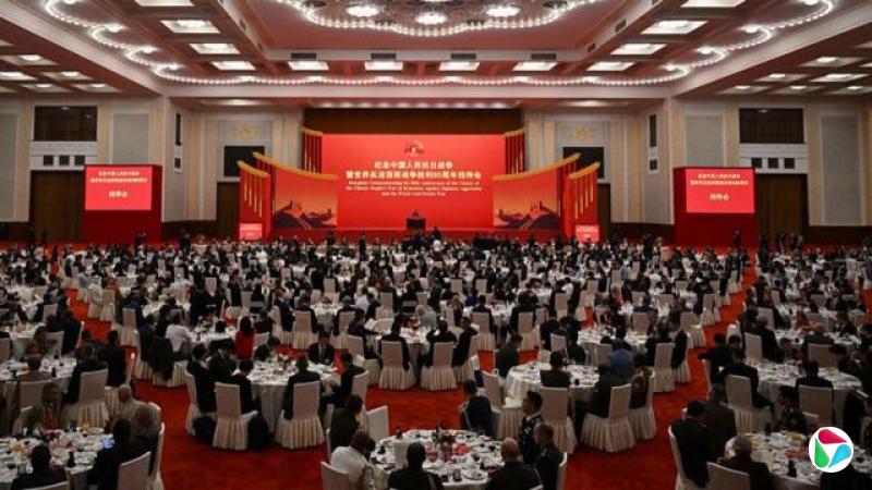 下午1点,习近平宴请出席阅兵的中外嘉宾