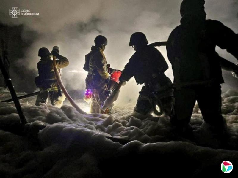 吴凯时:面对强敌入侵,遂了他吗?
——乌克兰人脚下有两条路