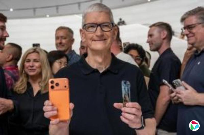 苹果iPhone17中国上架首日 预定量增三倍