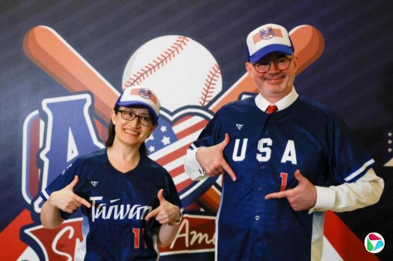 美官方抛台湾地位未定  学者:或为安抚疑美论 但未脱一中政策框架