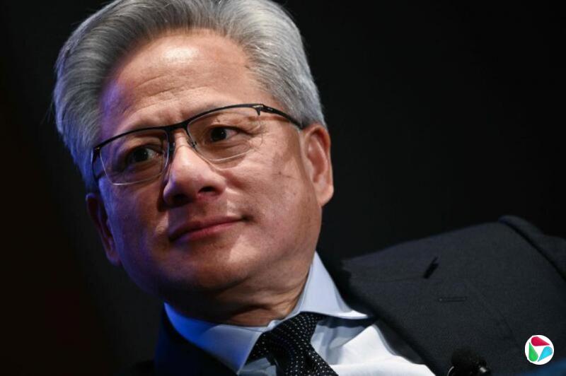 黄仁勋称对中国晶片禁令报道感到失望