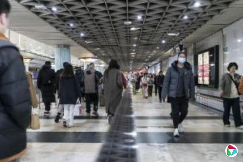 中国住建部原副部长:探索公务员与人口比例式削减