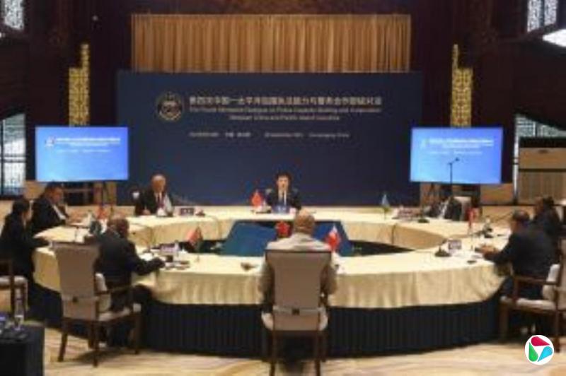 中国向瓦努阿图捐赠逾40万美元警用装备