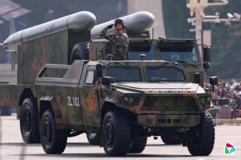 于泽远:中国军迷的狂欢月