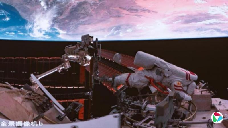 中国神舟二十号航天员完成第四次出舱